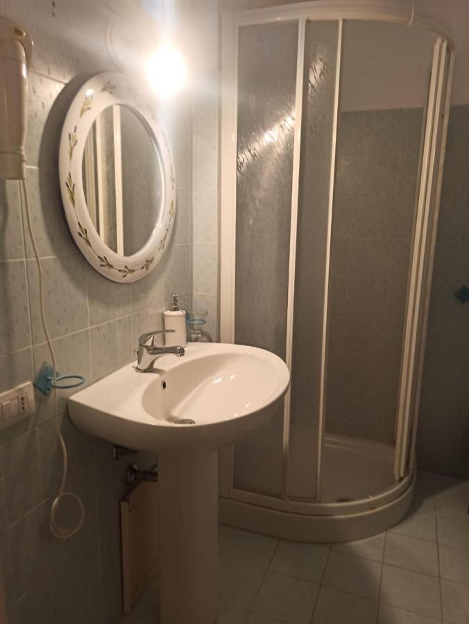 Omu Axiu Hotel Orroli Luaran gambar