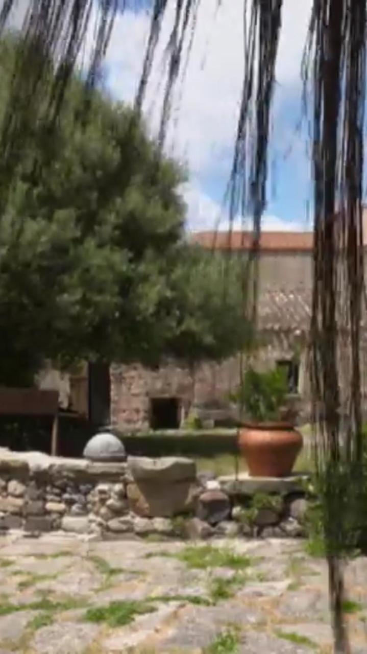 Omu Axiu Hotel Orroli Luaran gambar